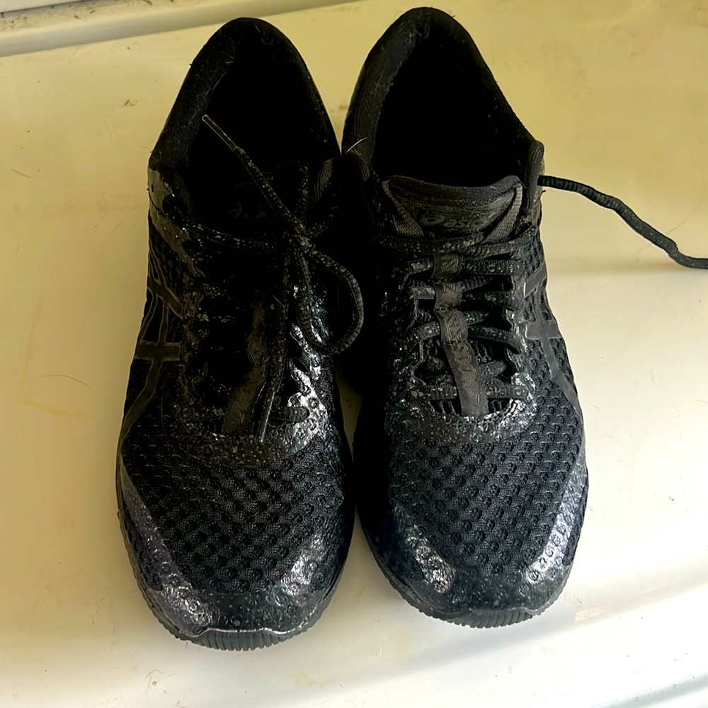 NWT Asics Gel Noosa Black 10